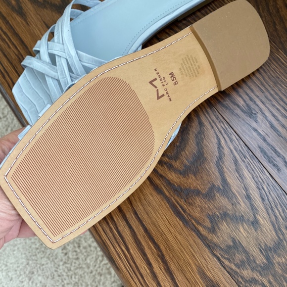 Sandal - Picture 2 of 2